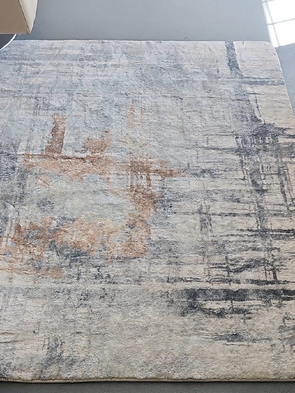 attention Gray and Tan Abstract Rug